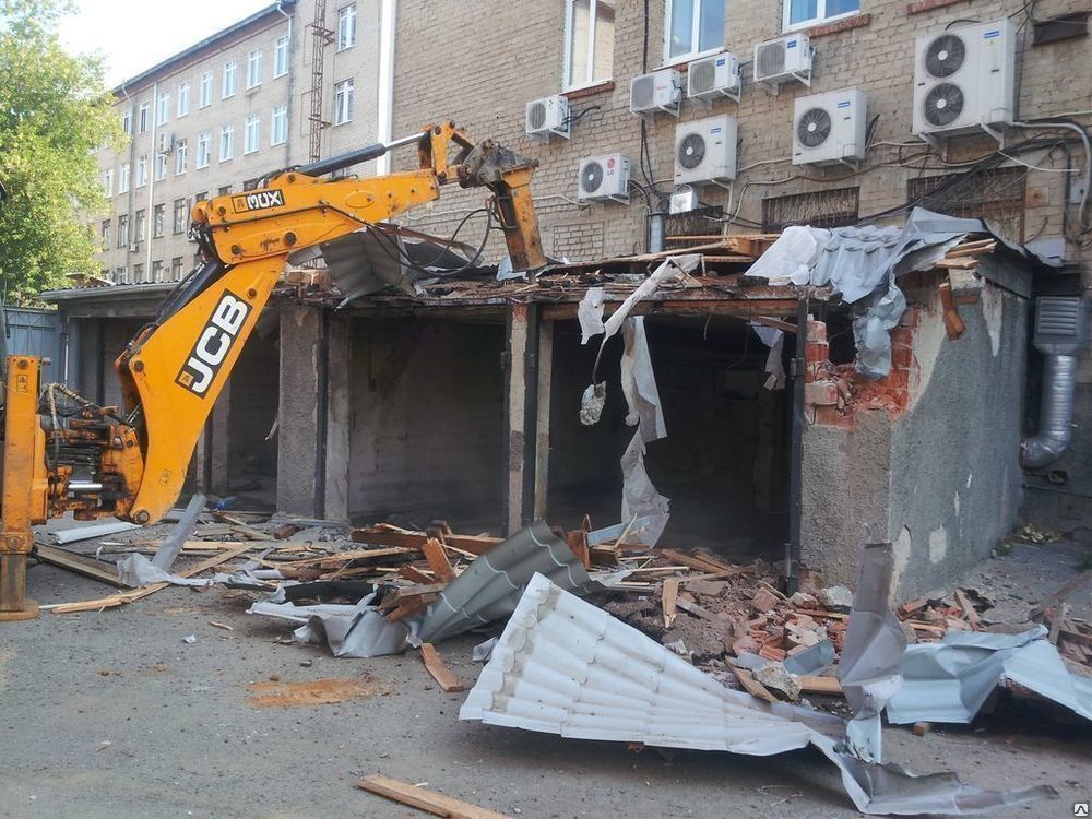 Демонтаж зданий и сооружений гидромолотом