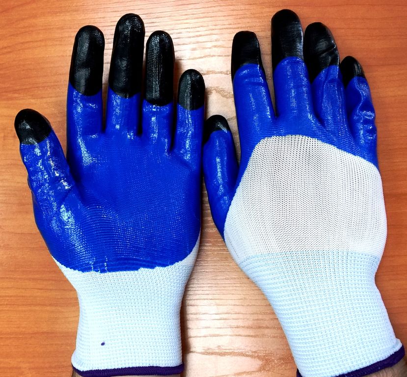 Перчатки нейлоновые с 2-м латексным покрытием, синие с черными пальцами