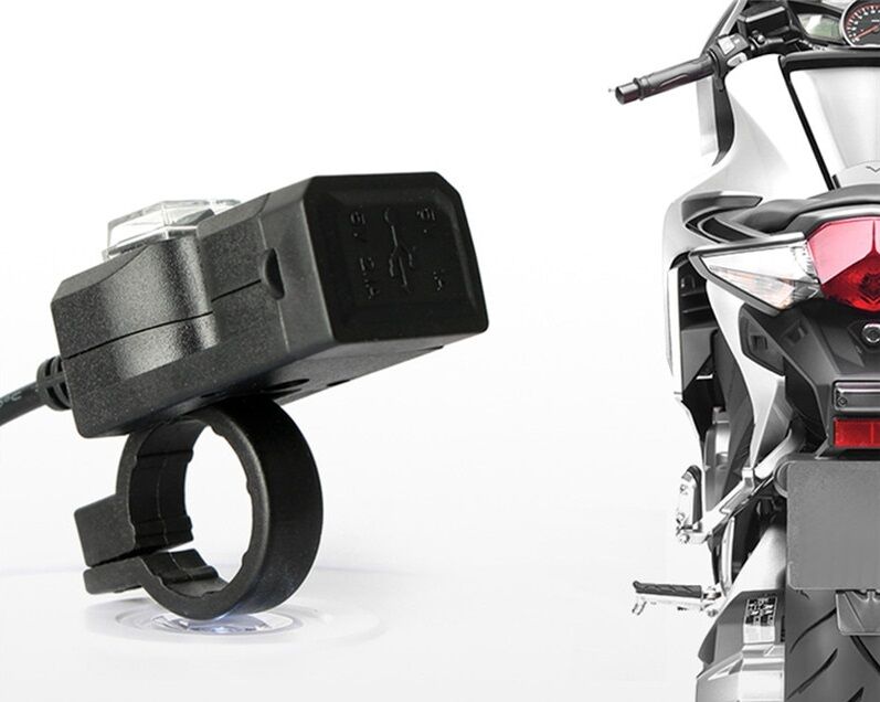 Зарядное устройство для мотоцикла, 1гн.USB 5В, 1А+1гн.USB 5В, 2,1А, , выключатель, провод 1,5м, вход 9-24В 4