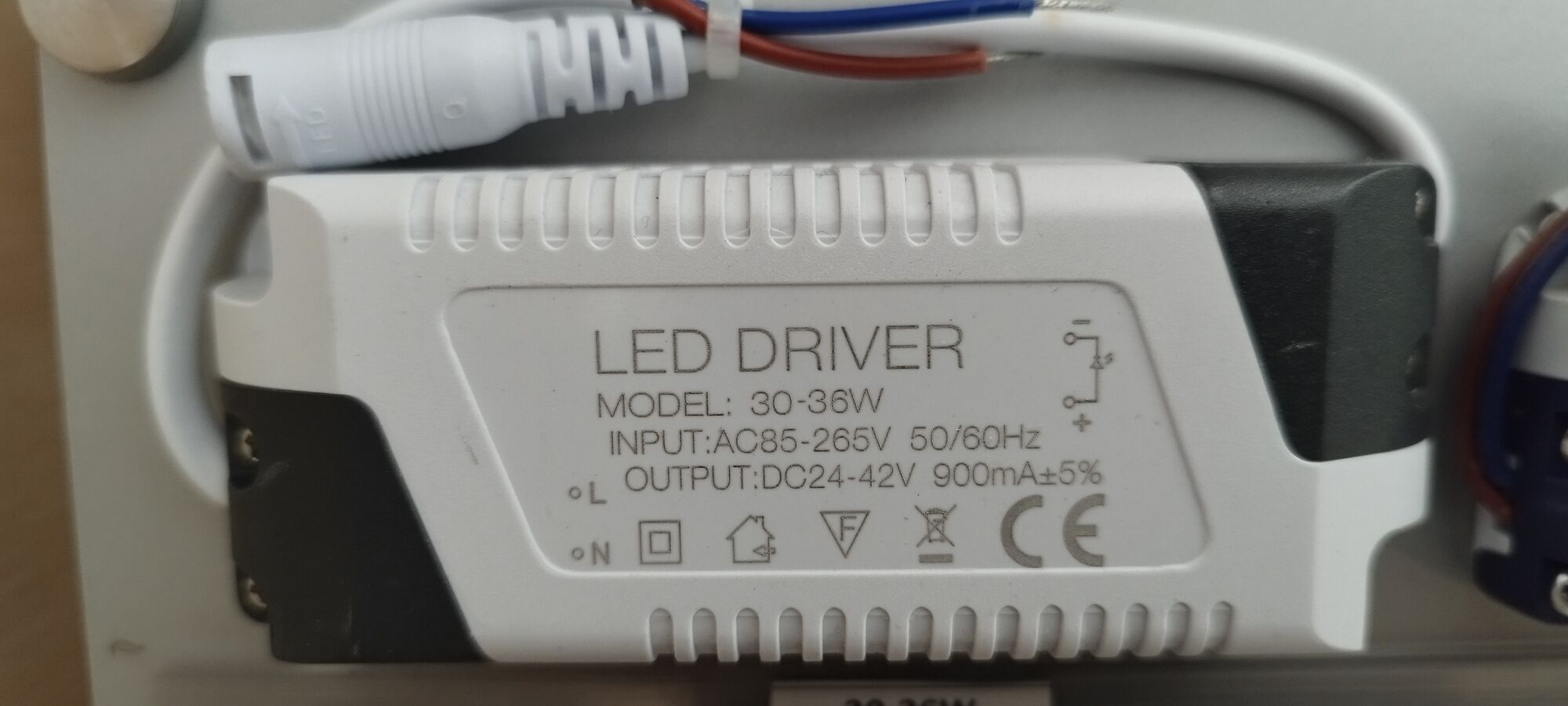 Драйверы LED driver блоки питания в пластиковом корпусе, цена в Барнауле от  компании АлтСвет