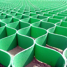 Газонная решетка МАХ зеленая, нагрузка до 300т/м2 (330х330х50мм; 9,18шт/м2)