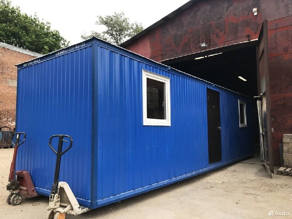 Блок-контейнер 2.4х9х2.5 м, синий профнастил, четыре окна