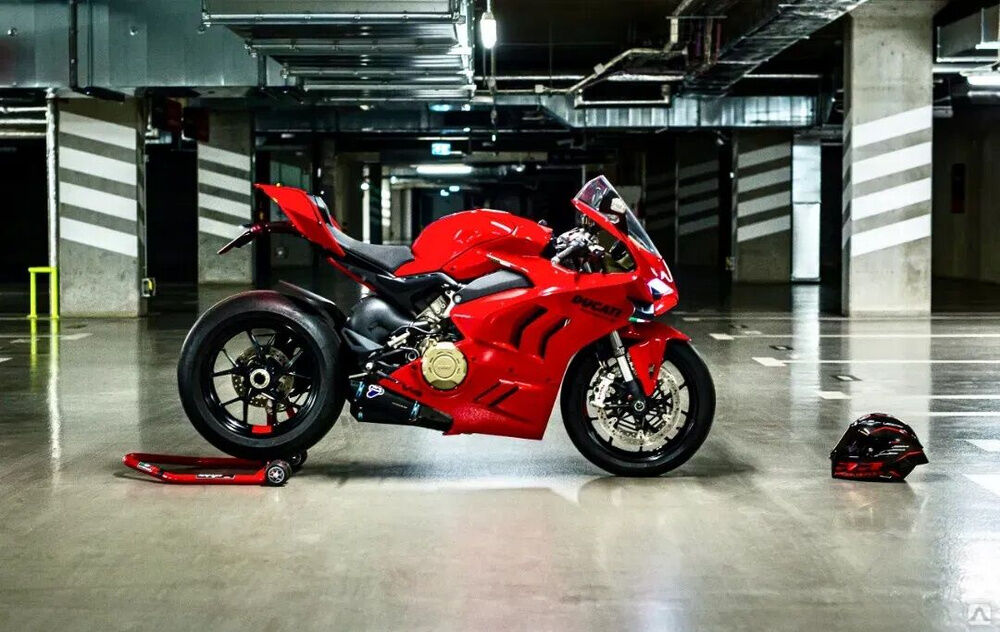 Мотоцикл Ducati Panigale V4