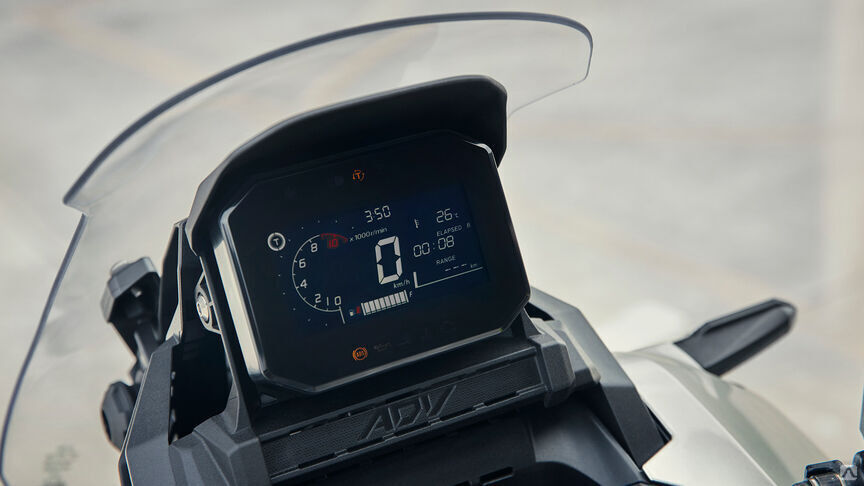 Скутер Honda ADV 350 14