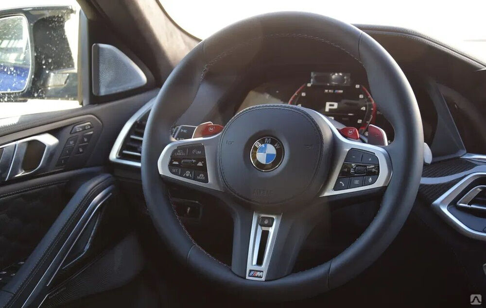 Автомобиль BMW X6M Competition 9