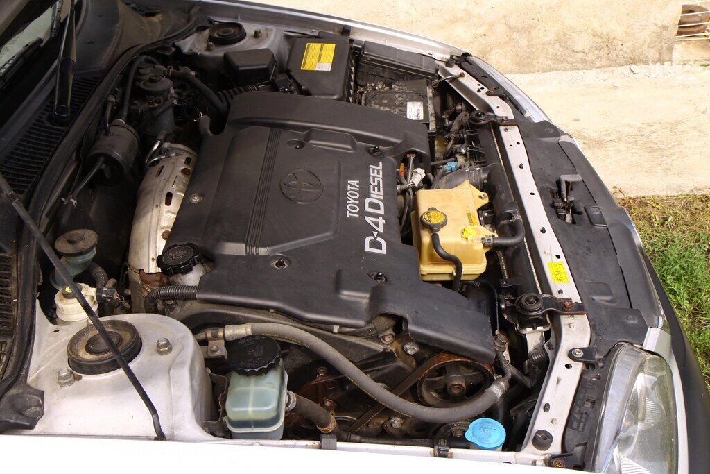 Двигатель Toyota Corolla E12 2001-2006, 2 литра, дизель, турбо, 1cdftv Двигатели автомобильные