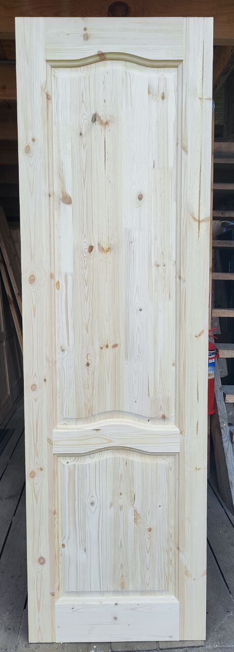 Дверь межкомнатная "Эконом", материал - сосна с сучком, тип - глухая, размер 1,8м х 0,6м